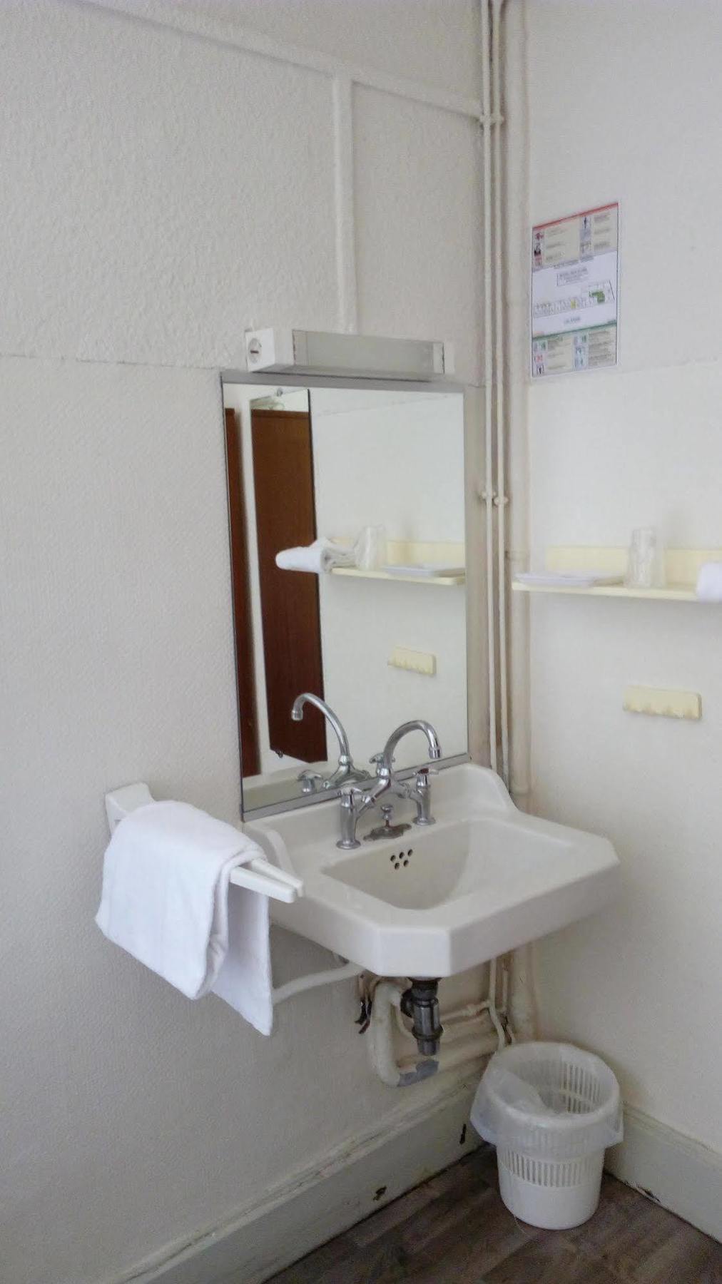 Hotel Nice Flore Віші Екстер'єр фото